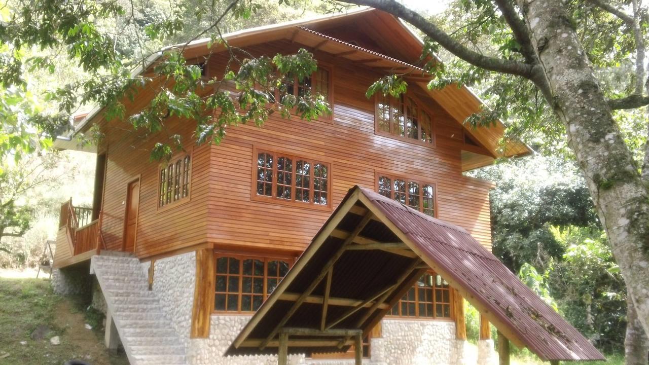 Illariy Tampu Ecoalbergue Oxapampa Ngoại thất bức ảnh
